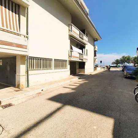 Lägenhet Pineta Fronte Mare - Myho Casa Martinsicuro