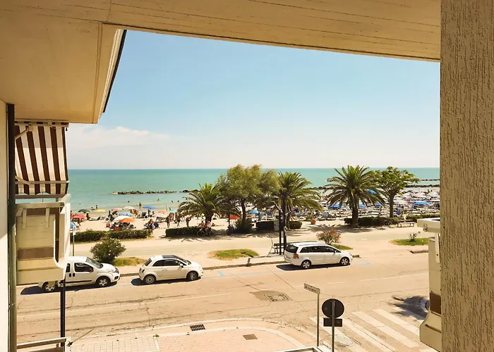 Pineta Fronte Mare - Myho Casa アパート マルティンシクーロ